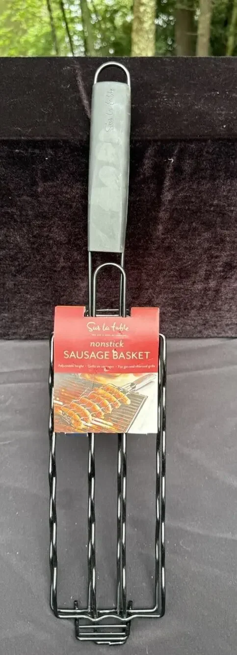 Sur la table Sausage Grilling Basket Black Non-Stick Adjustable Height Brand New